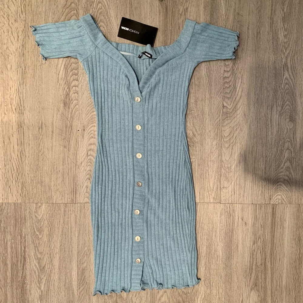 Off the shoulder, fitted dress.